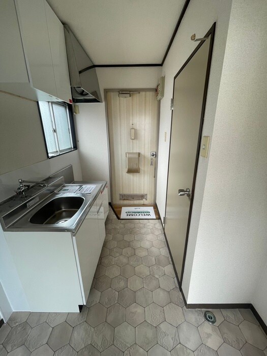 物件内観写真17　(廊下)