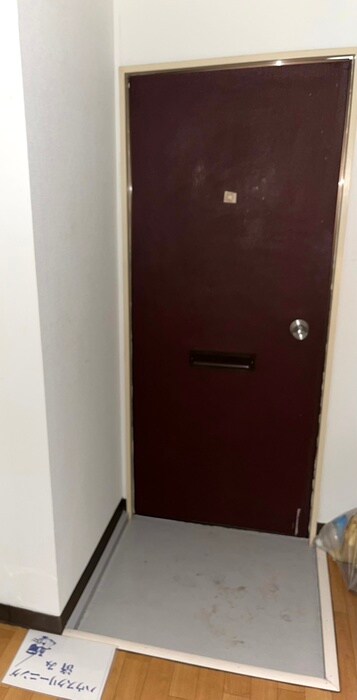 物件内観写真13　(玄関)