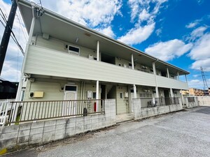 ハイツ岡村２外観写真