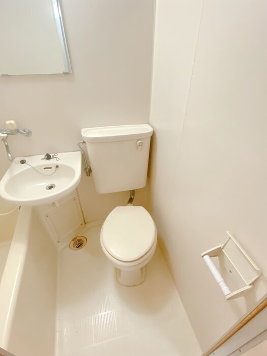 物件内観写真12　(トイレ)