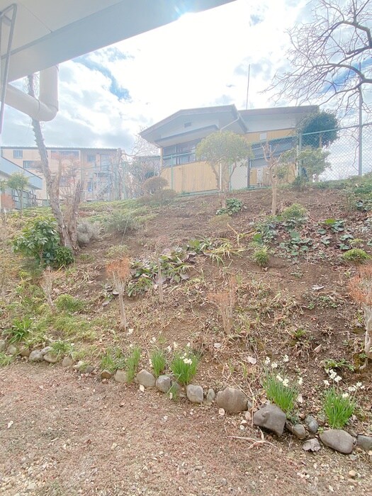 物件内観写真15　(室内からの展望)