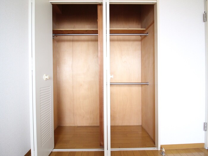 物件内観写真10　(収納)