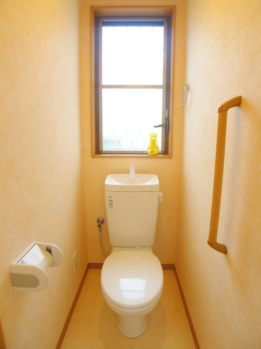 物件内観写真10　(トイレ)