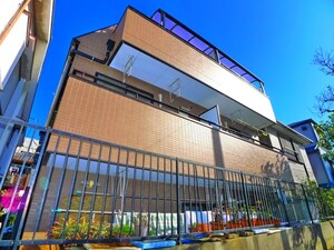 ベイサイドカワエイマル外観写真
