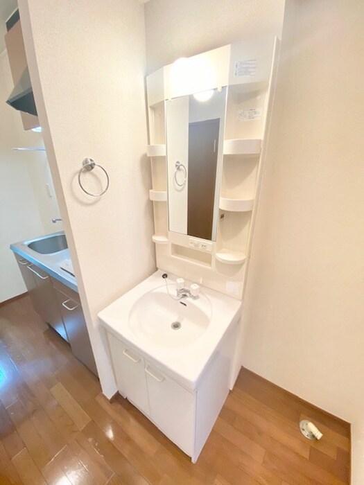 物件内観写真10　(洗面)