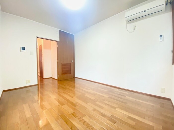 物件内観写真22　(居室)