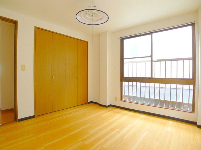 物件内観写真8　(居室)