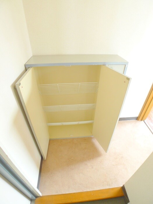 物件内観写真16　(靴箱)