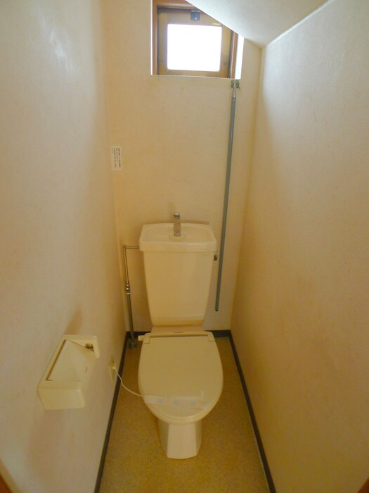 物件内観写真17　(トイレ)