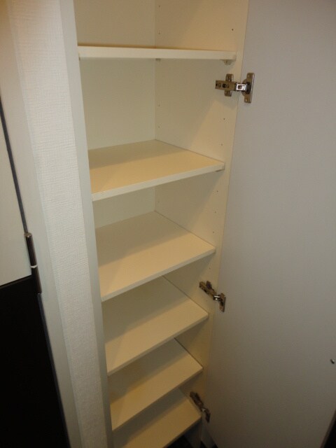 物件内観写真8　(靴箱)