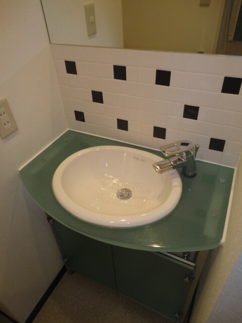 物件内観写真10　(洗面)