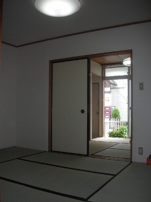 物件内観写真7　(居室)