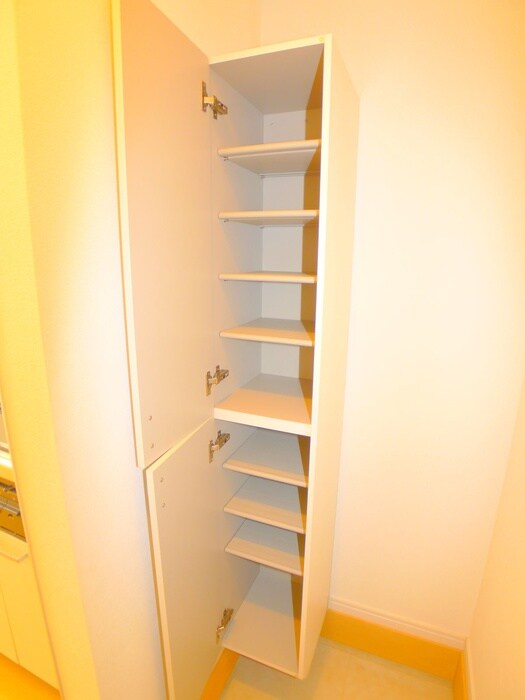 物件内観写真14　(靴箱)