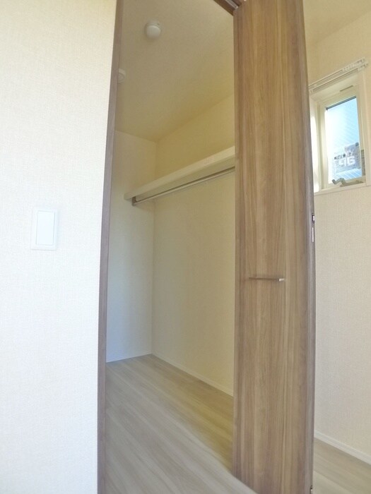 物件内観写真9　(収納)