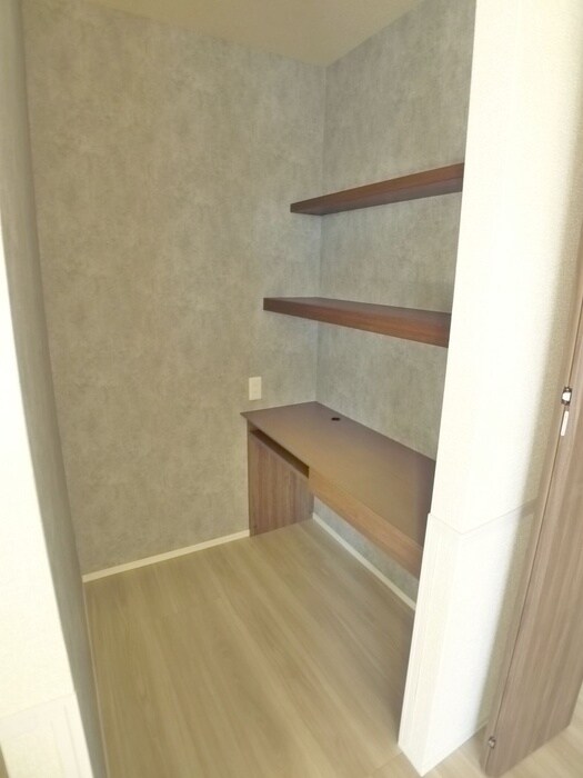 物件内観写真10　(内観写真)