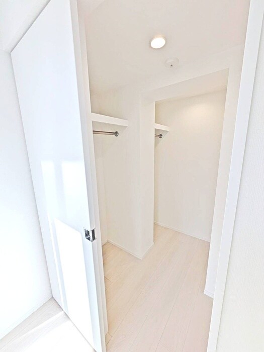 物件内観写真9　(収納)