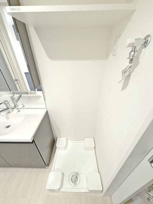 物件内観写真13　(洗濯機置場)