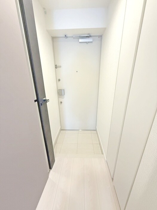 物件内観写真14　(玄関)