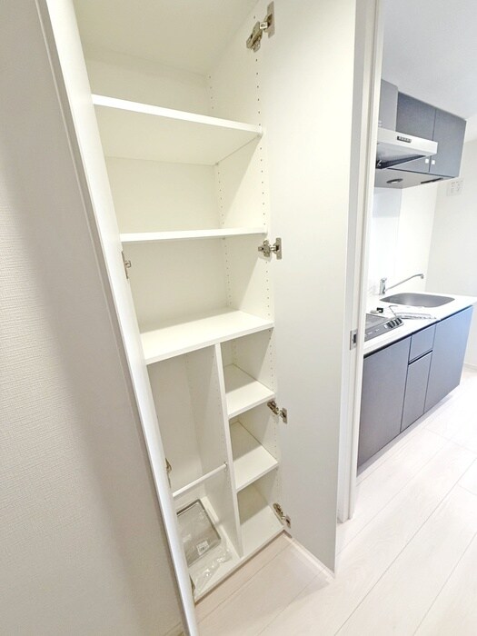 物件内観写真15　(収納)