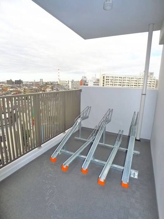 物件外観写真6　(駐輪場)