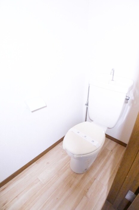 物件内観写真13　(トイレ)