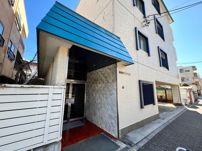 物件外観写真6　(エントランス部分)