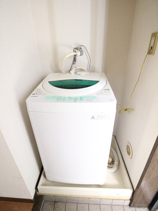 物件内観写真13　(洗濯機置場)