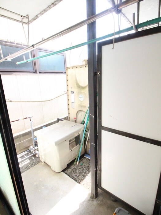 物件内観写真15　(室内からの展望)