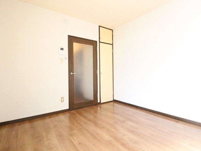 物件内観写真21　(居室)