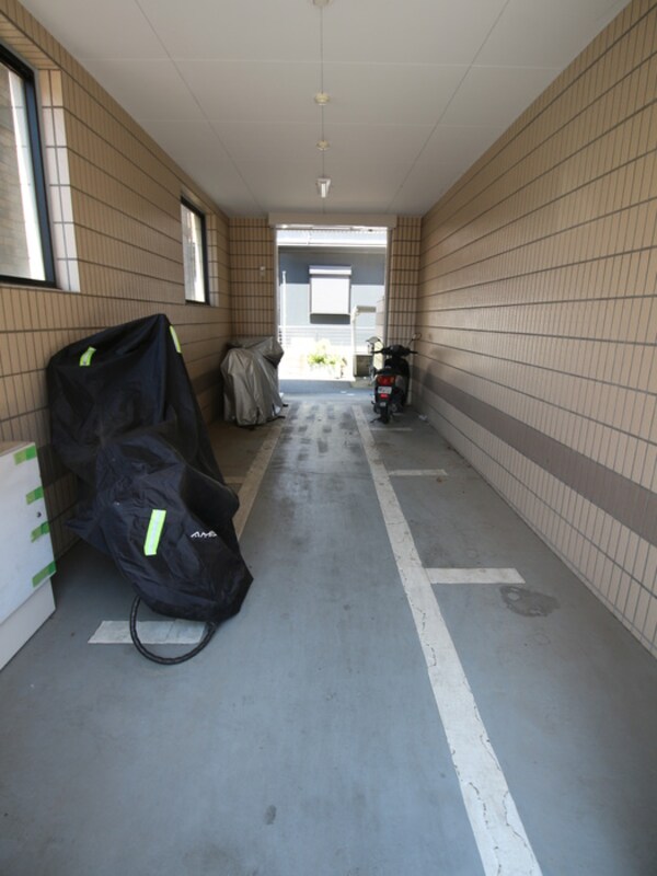 バイク置き場