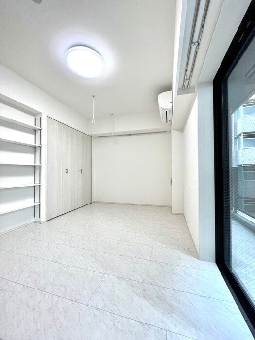 物件内観写真13　(居室)