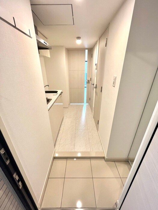 物件内観写真15　(玄関)