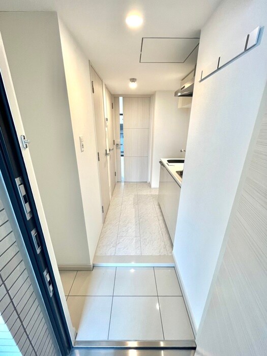 物件内観写真15　(玄関)