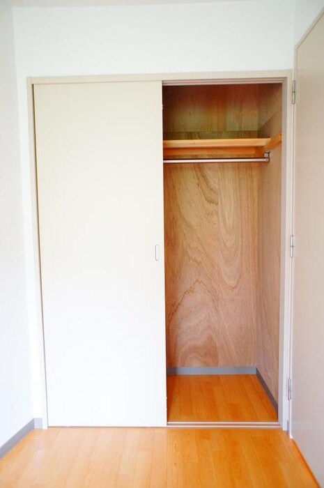 物件内観写真15　(収納)