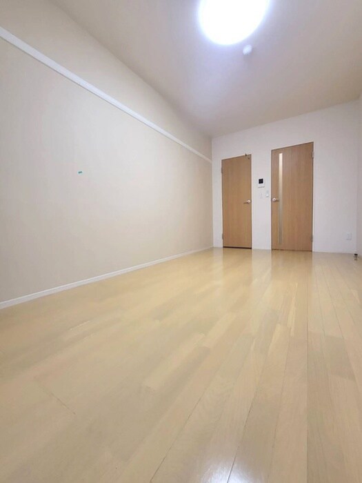 物件内観写真4　(居室)