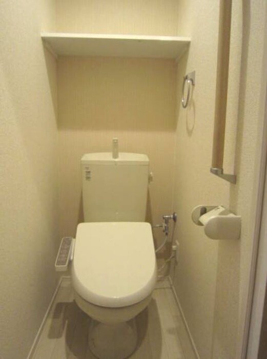 物件内観写真9　(トイレ)