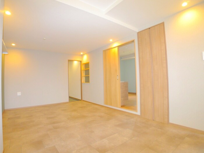 物件内観写真8　(居室)