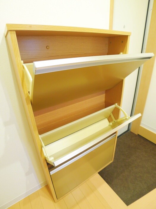 物件内観写真6　(靴箱)