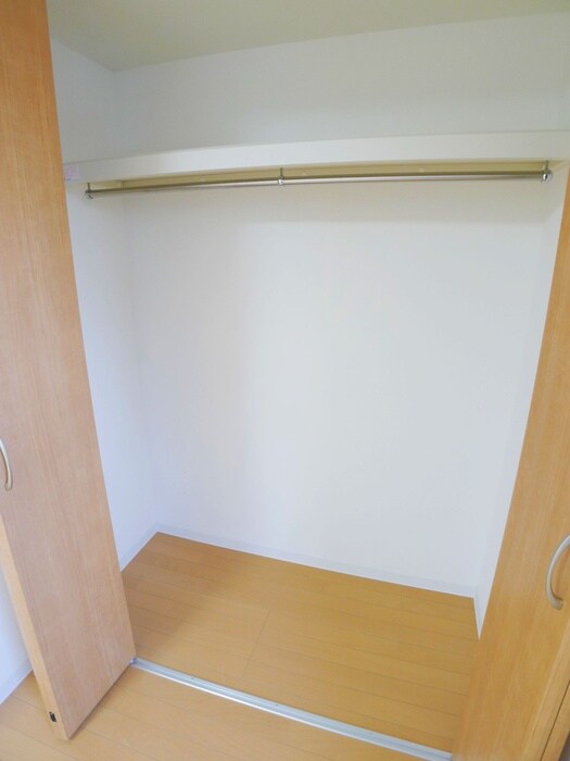 物件内観写真13　(収納)