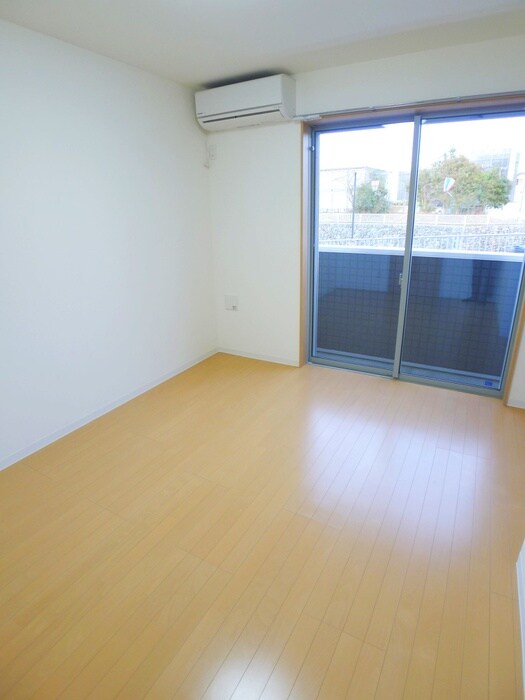 物件内観写真19　(居室)