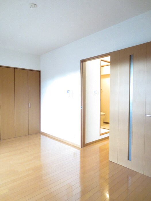 物件内観写真9　(居室)