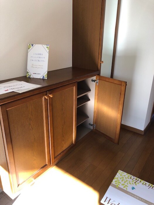 物件内観写真15　(靴箱)