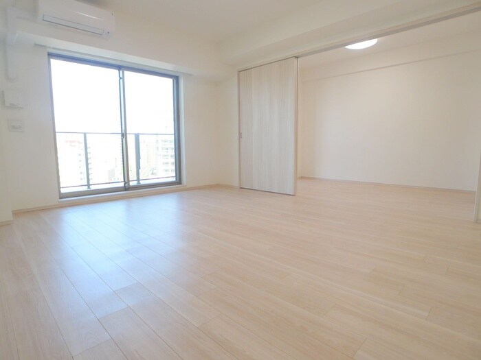 物件内観写真10　(居室)