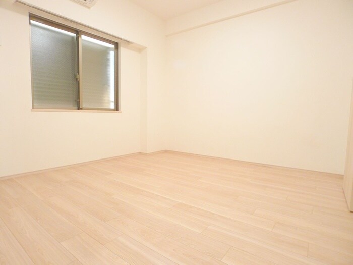 物件内観写真11　(居室)