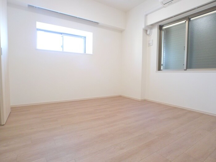 物件内観写真11　(居室)