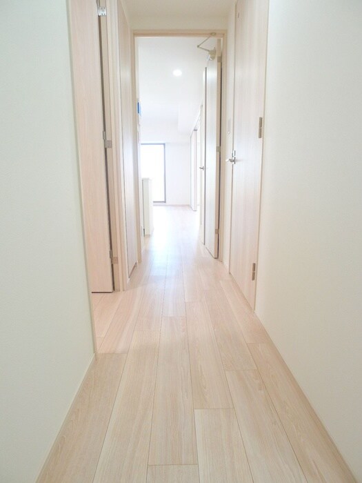 物件内観写真19　(廊下)