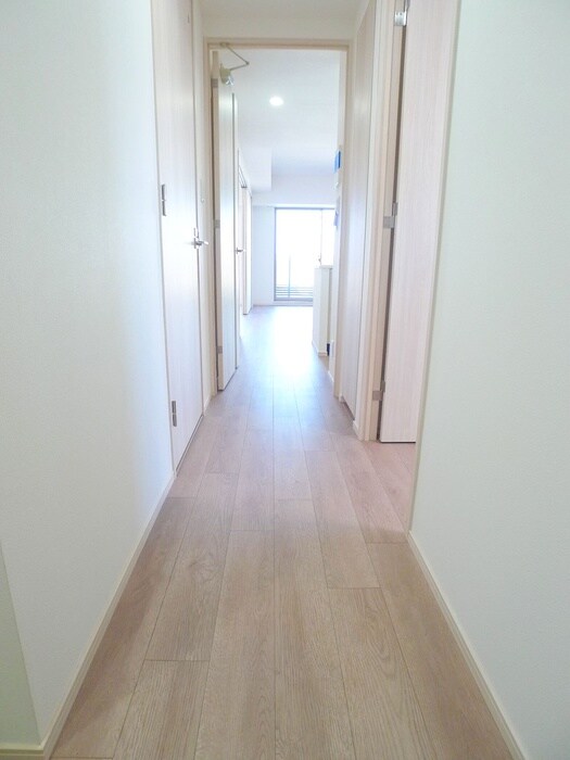 物件内観写真19　(廊下)