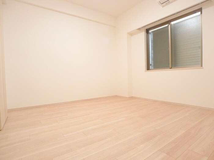 物件内観写真21　(居室)