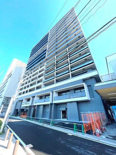 ﾌﾟﾗｳﾄﾞｼﾃｨ武蔵浦和ｽﾃｰｼｮﾝｱﾘｰﾅ外観写真