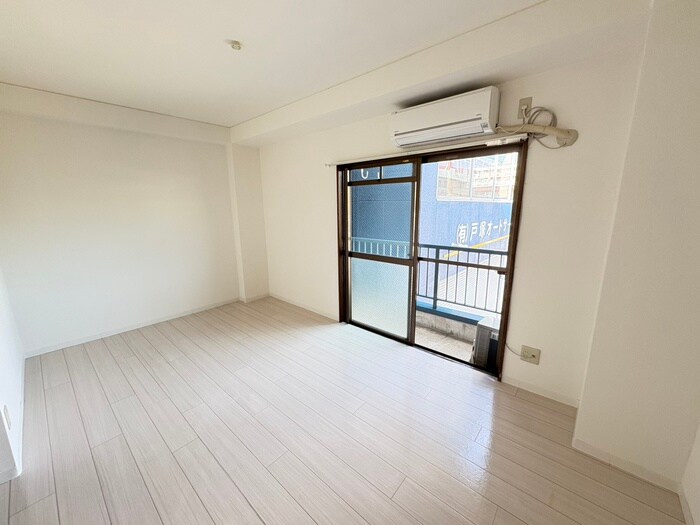 物件内観写真10　(居室)